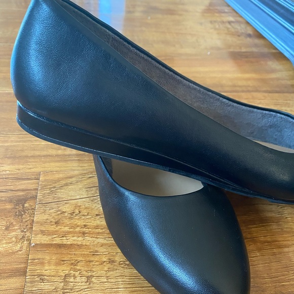 Black “flats” - Picture 2 of 4